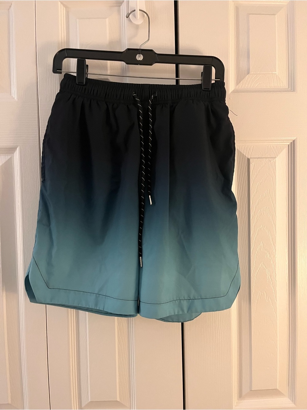 Source Unknown Men's Ombre Black to Teal Swim Trunks